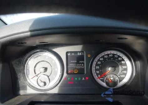 2019 Ram 1500 Classic Slt 4X4 5'7 Box from USA, damaged, VIN 1C6RR7LGXKS739339